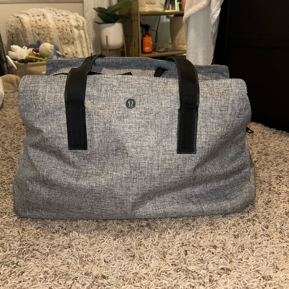 LULULEMON Grey and Black Workout Bag